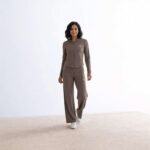 Ladies  ALO Track suit - Image 3